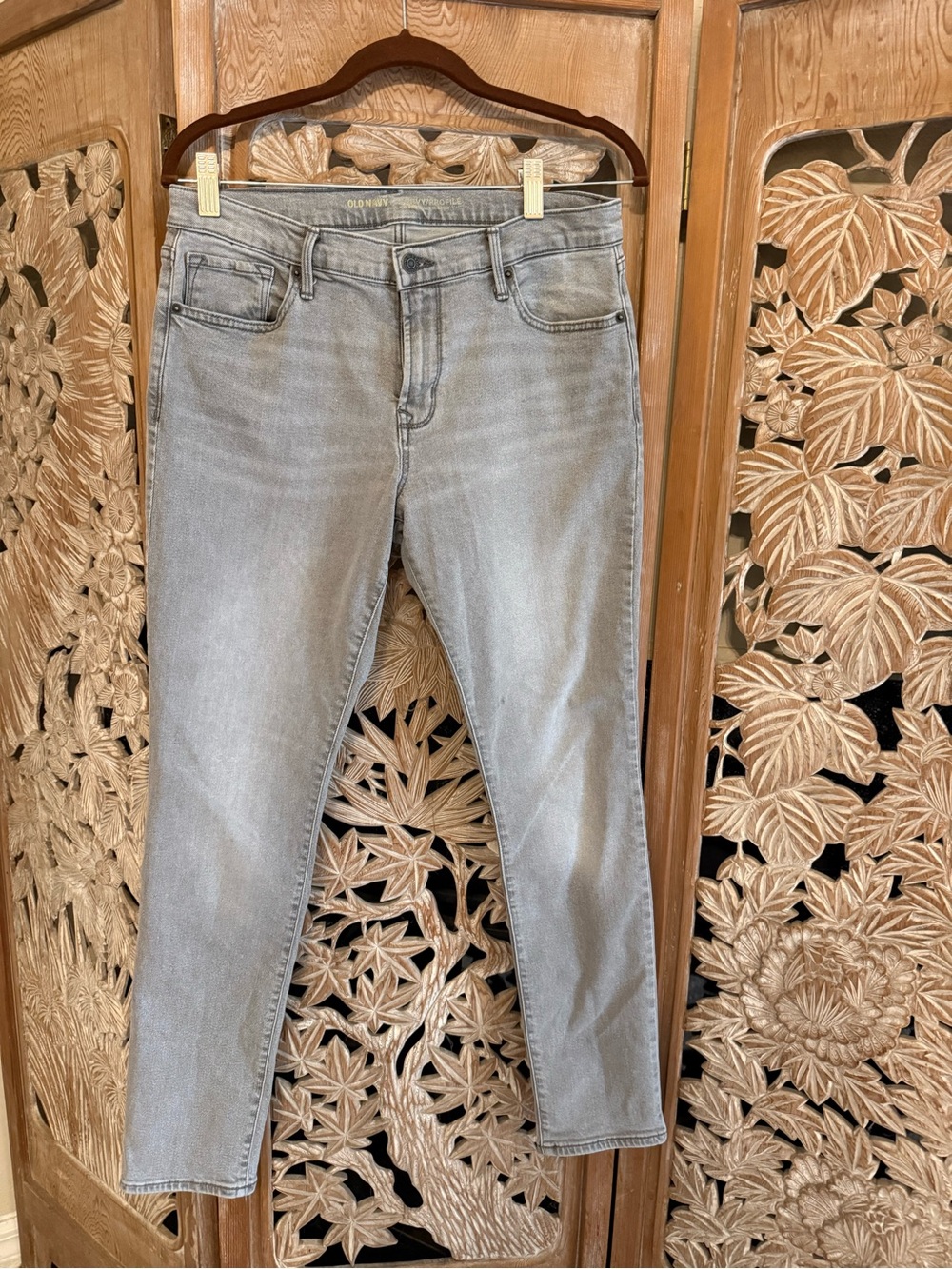Old Navy Light Gray Skinny Jeans